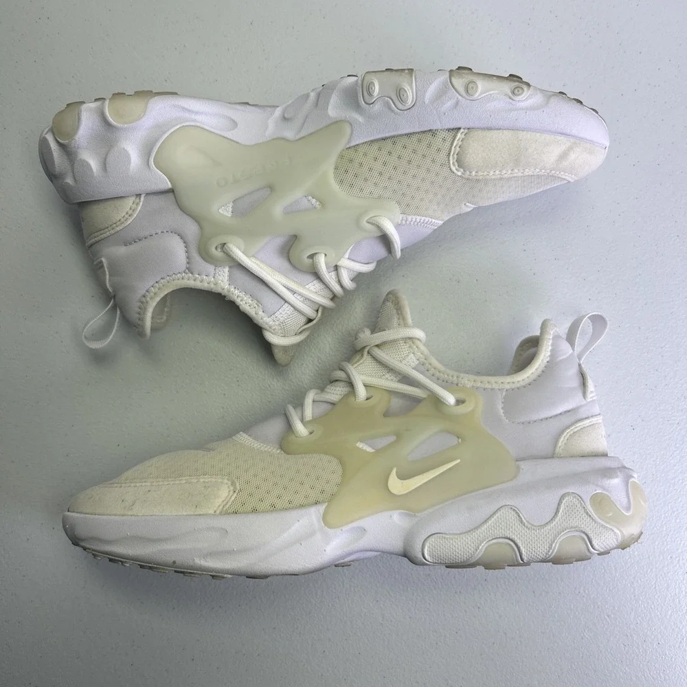 Nike React Presto GS Triple White Sneakers BQ4002-100 Size 6Y Womens 7.5